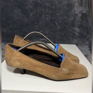 Aerosoles Brown Suede 1.5" Kitten Heel Slip On Magical Power Loafers Sz 6.5